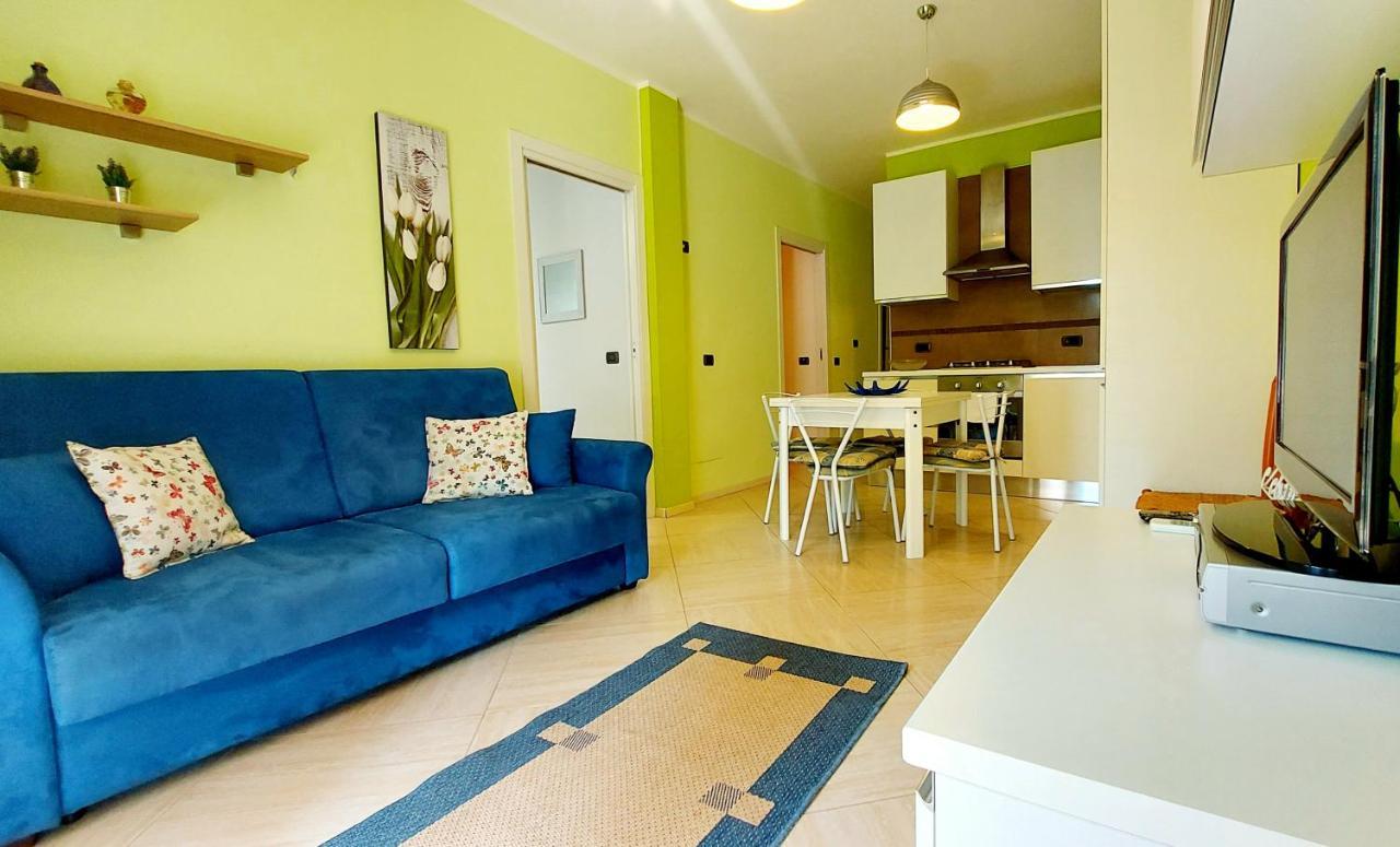 Colors Pool Apartment Bardolino